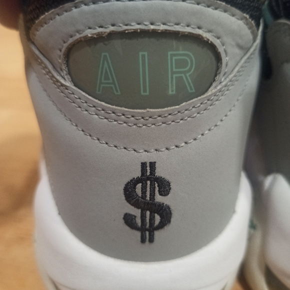 Nike Air More Money Island Green Wolf Grey Snickers - Picture 6 of 13